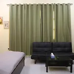Luxury Private Studio Apartment Close To Airport